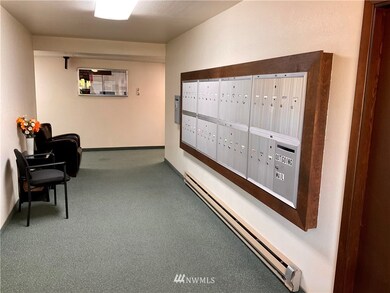 2005 Tibbetts Dr unit 301, Longview, WA 98632 - photo 4