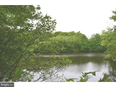 30 Pond View Dr, Plainsboro, NJ 08536 - photo 3