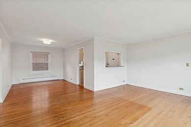 unlisted-address, Evanston, IL 60201 - photo 6