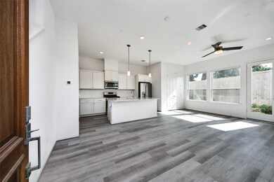 1524 Ojeman Rd unit A, Houston, TX 77055 - photo 5