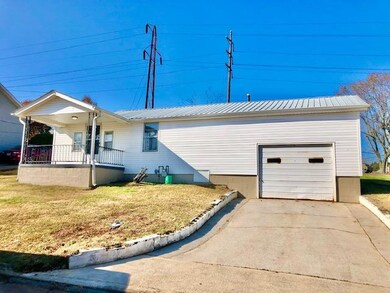 902 Summer st 1