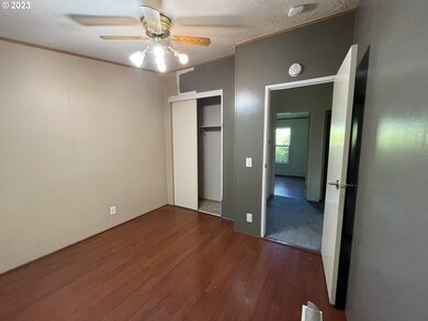 251 W 8th St, Lafayette, OR 97127 - photo 7