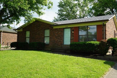 6800 Beackstone Ct, Louisville, KY 40228 - photo 2