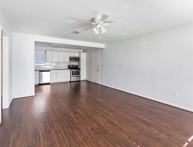 5713 Elysian St, Houston, TX 77009 - photo 5