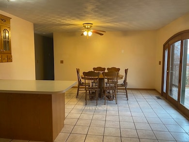 11357 Woody Walker Hill, Mc Nabb, IL 61335 - photo 7