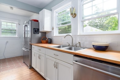 435 Route 6a, Yarmouth Port, MA 02675 - photo 3