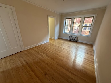 unlisted-address, Berwyn, IL 60402 - photo 2