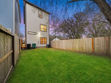 3540 Noah St, Houston, TX 77021 - photo 6