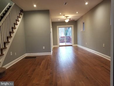 145 Lafayette Ave, Darby, PA 19023 - photo 4