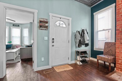 470 Wilson Ave, Columbus, OH 43205 - photo 2