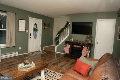 447 Blaker Dr, East Greenville, PA 18041 - photo 5