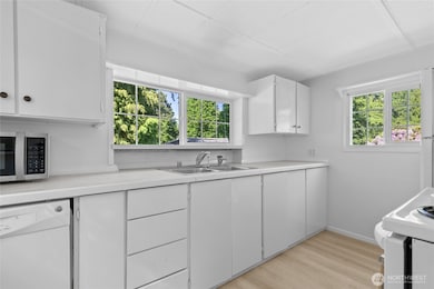 900 29th St SE unit 10, Auburn, WA 98002 - photo 4