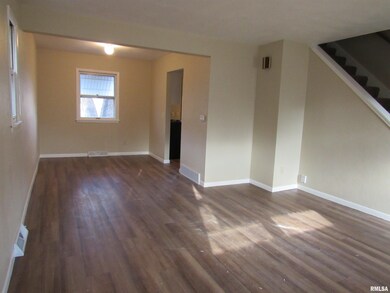 1620 Esplanade Ave, Davenport, IA 52803 - photo 2