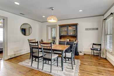 725 E 6th 1/2 St, Houston, TX 77007 - photo 6