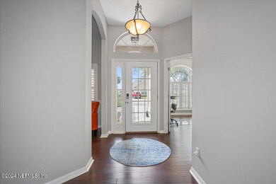 04-Foyer