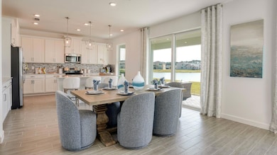 Kitchen Dining Area
