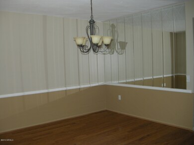 Formal Dining with Mirror