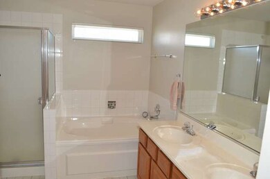 1315 Lazy Hollow Ct, Naperville, IL 60565 - photo 4