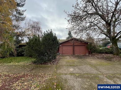 1874 Cedarcrest Dr S, Salem, OR 97306 - photo 4