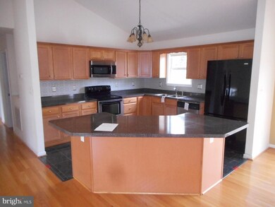 156 Aden Dr, Strasburg, VA 22657 - photo 5