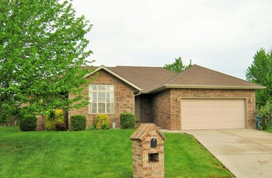 767 S Pinehurst St, Nixa, MO 65714 - photo 2