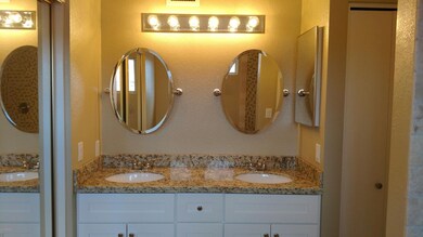 Master Vanity