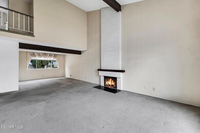 2385 N Justin Avenue LIVING ROOM (4)