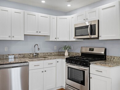 543 Andover St unit 7, Lawrence, MA 01843 - photo 5