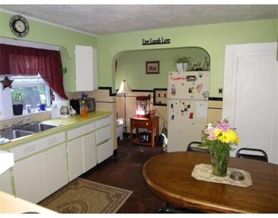 15 North St, Spencer, MA 01562 - photo 2