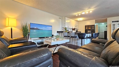 Aloha Towers unit DH405, Honolulu, HI 96815 - photo 5