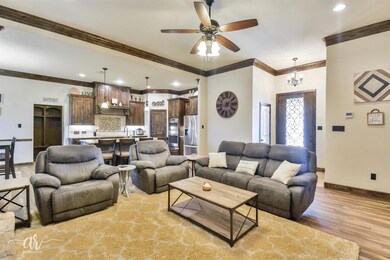 6702 Longbranch, Abilene, TX 79606 - photo 4