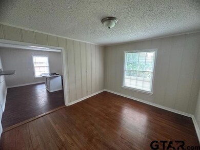 1319 1319 Graham Dr, Tyler, TX 75701 - photo 4