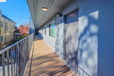 2537 Ellsworth St, Berkeley, CA 94704 - photo 5