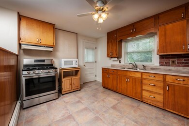 6 Kitchen