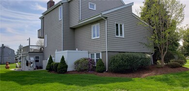 359 Pond Shore Dr, Charlestown, RI 02813 - photo 4