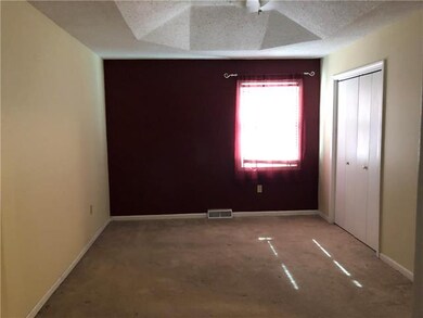 10207 W 49th Place, Shawnee, KS 66203 - photo 5