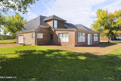 4-web-or-mls-7888 Shelburne Ln-03