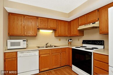 1547 Saint Lawrence Ct, Frederick, MD 21701 - photo 7