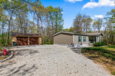 4193 S 82nd Rd, Bolivar, MO 65613 - photo 3