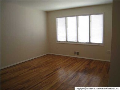 11 Church Ave, Staten Island, NY 10314 - photo 2