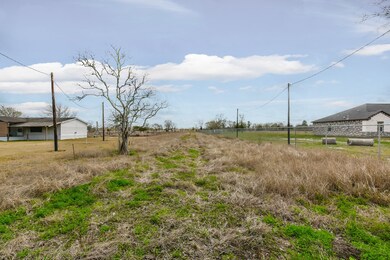 2913 County Road 179, Alvin, TX 77511 - photo 5