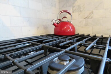 200 N Trenton St unit 3, Arlington, VA 22203 - photo 6