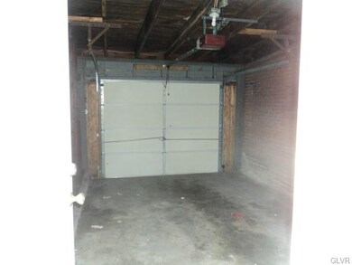 529 N Lumber St, Allentown, PA 18102 - photo 5