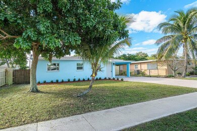 5778 Daphne Dr, West Palm Beach, FL 33415 - photo 3