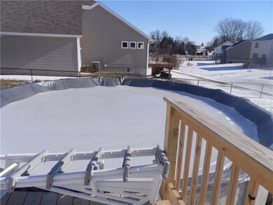 Easy access into the pool from the deck platform.