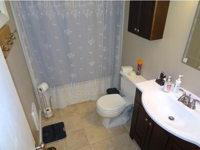 Master BR with private deck