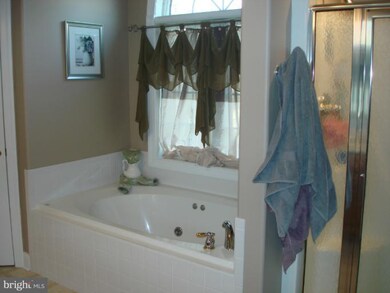 41580 Miss Bessie Dr, Leonardtown, MD 20650 - photo 3