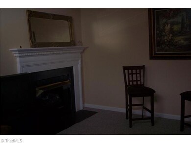 727 Graceland Dr, Asheboro, NC 27205 - photo 2