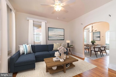 616 W Walnut St, Perkasie, PA 18944 - photo 2