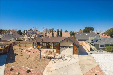 18015 Hacienda Ln, Victorville, CA 92395 - photo 2
